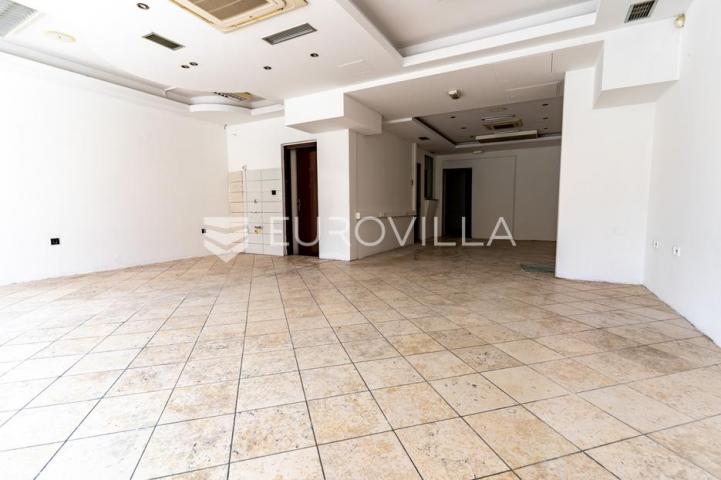 Požega, prostrani poslovni prostor za najam 94 m²