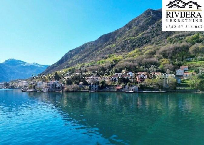 Na prodaju luksuzna kuca prvi red do mora Stoliv Kotor