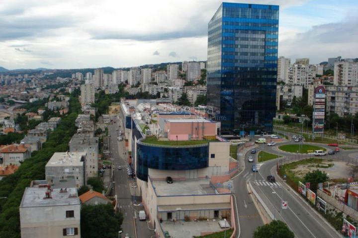 TOP LOKACIJA – Poslovni prostor u Tower centru