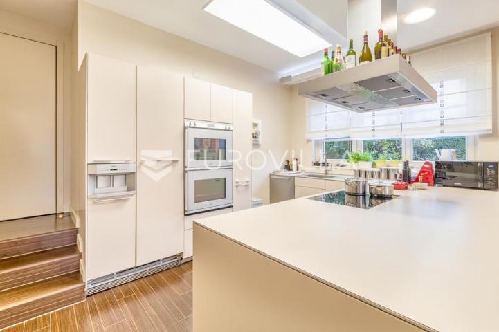 Zagreb, Šestine luksuzna vila neto 780 m² na zemljištu 1.550 m²