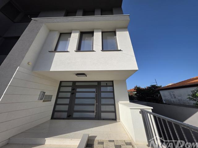 Borik, Zadar Penthouse s panoramskim pogledom – 350 m od plaže