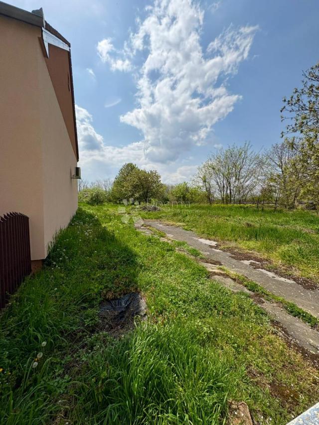 Plac 800m2 Vukovar - Mitnica, idealno za kuću