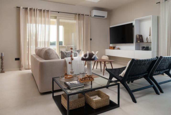 ZADAR, NIN – Ekskluzivna vila prvi red uz more