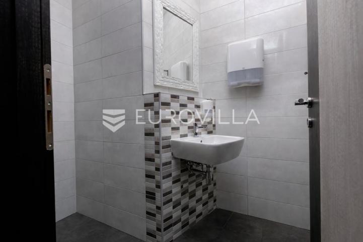 Senj, investicijska prilika: potpuno opremljen 4* hotel na top lokaciji