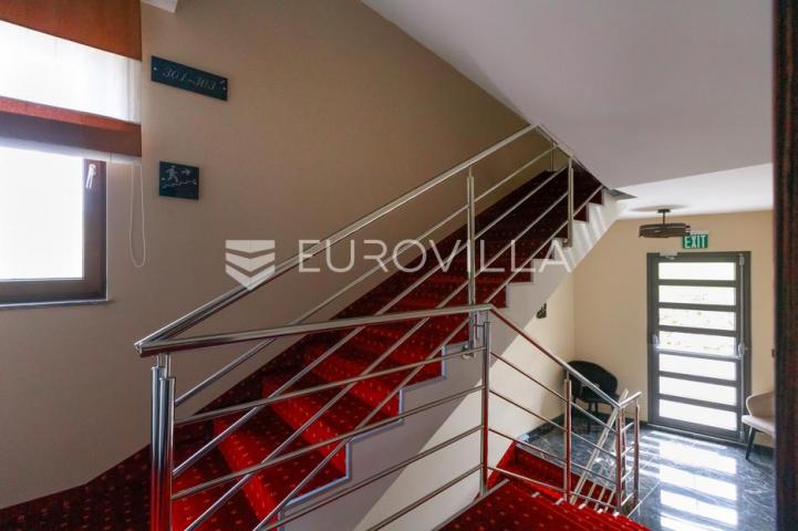 Senj, investicijska prilika: potpuno opremljen 4* hotel na top lokaciji