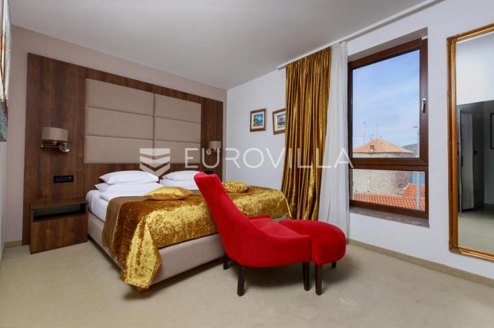 Senj, investicijska prilika: potpuno opremljen 4* hotel na top lokaciji