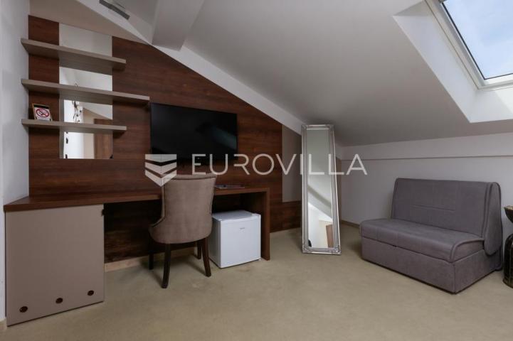 Senj, investicijska prilika: potpuno opremljen 4* hotel na top lokaciji