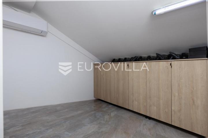 Senj, investicijska prilika: potpuno opremljen 4* hotel na top lokaciji