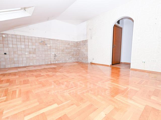Prodaja, Jednosoban stan, Podgorica, Stari Aerodrom, 43m2