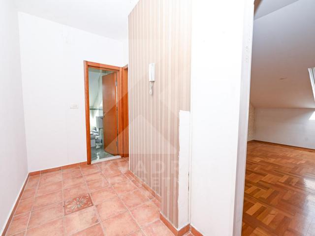 Prodaja, Jednosoban stan, Podgorica, Stari Aerodrom, 43m2