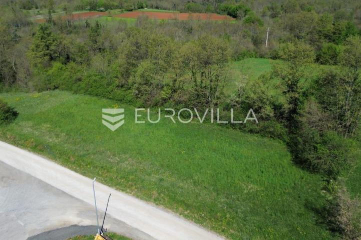 Istra, Žminj, građevinsko zemljište s potencijalom