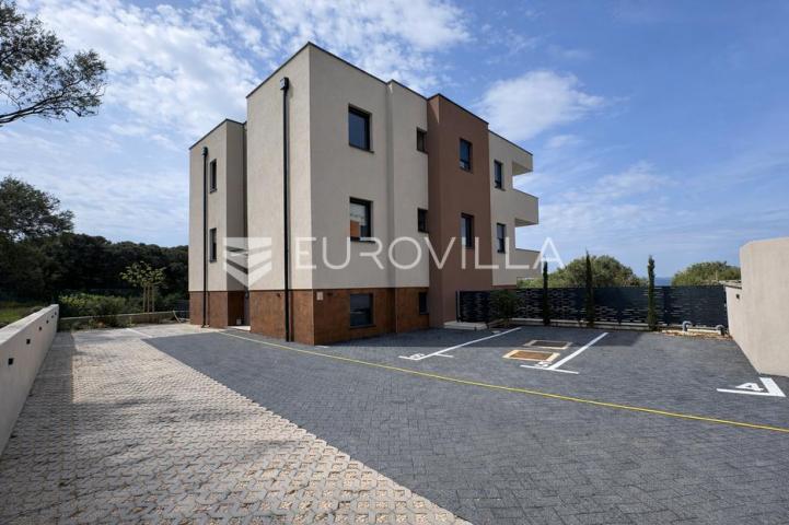 Pag, Jakišnica, apartman A2 s predivnim pogledom u luksuznoj novogradnji, 63,79 m²