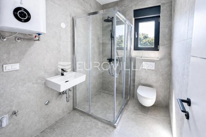 Pag, Jakišnica, apartman A2 s predivnim pogledom u luksuznoj novogradnji, 63,79 m²