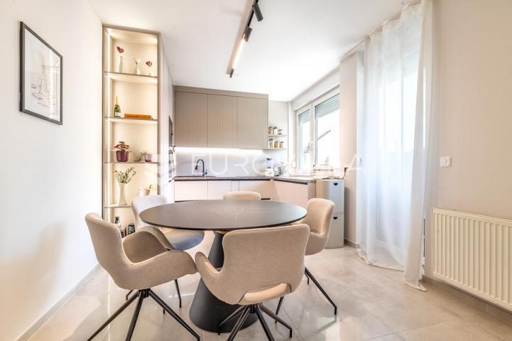 Zagreb, Fijanova, ekskluzivan trosoban stan s terasom i garažnim parkirnim mjestom, 91 m²