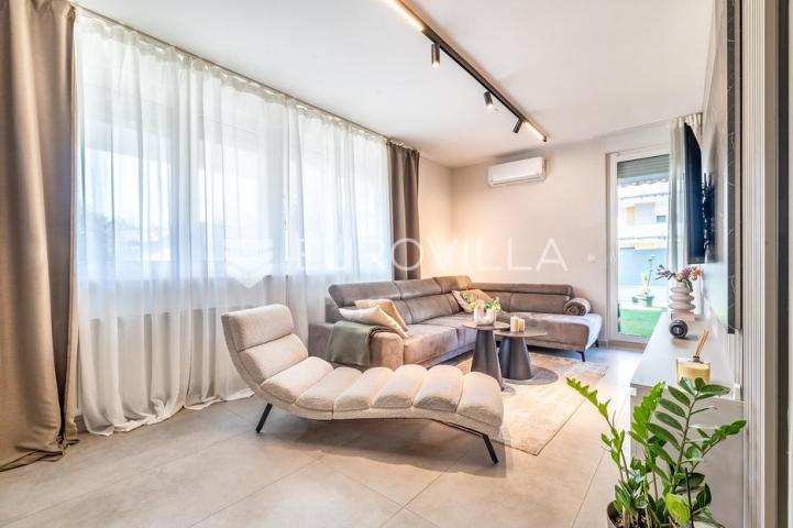 Zagreb, Fijanova, ekskluzivan trosoban stan s terasom i garažnim parkirnim mjestom, 91 m²