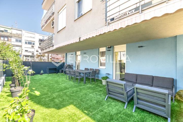 Zagreb, Fijanova, ekskluzivan trosoban stan s terasom i garažnim parkirnim mjestom, 91 m²