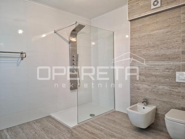 PRVI RED DO MORA – NOVOGRADNJA  – ČIOVO/OKRUG GORNJI