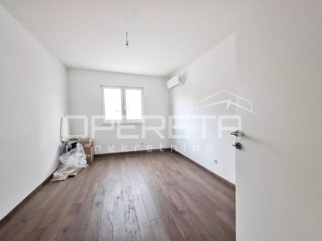 PRVI RED DO MORA – NOVOGRADNJA  – ČIOVO/OKRUG GORNJI