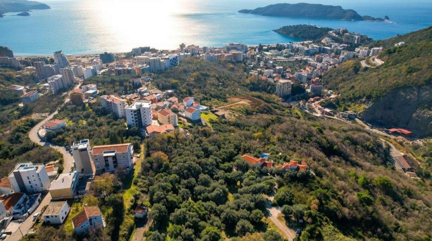 Ekskluzivno investiciono zemljište 990 m² sa pogledom na more – Bečići, Ivanovići (P+5, maksimalna b