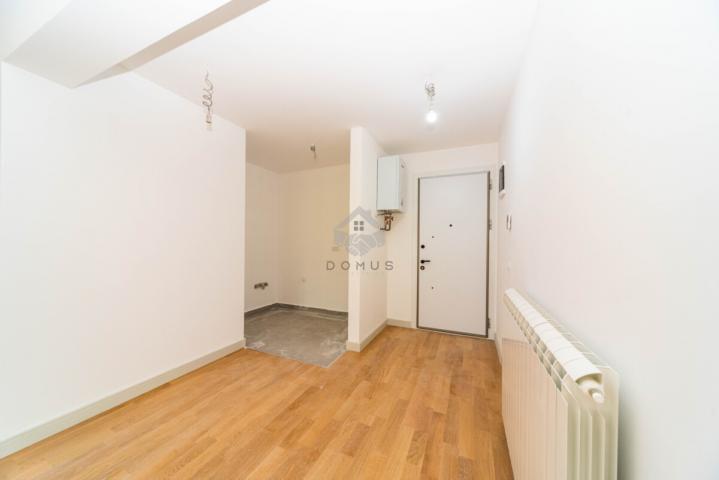 Dvosoban stan 60m2 + garaža, Centar - Kolašin