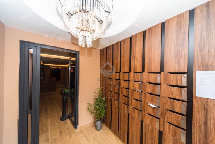 Dvosoban stan 60m2 + garaža, Centar - Kolašin