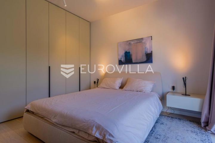 Istra, Funtana, moderna vila 179 m² s bazenom i privatnim parkingom