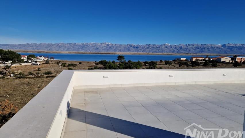 Novogradnja prvi kat panoramski pogled na more i Velebit. 