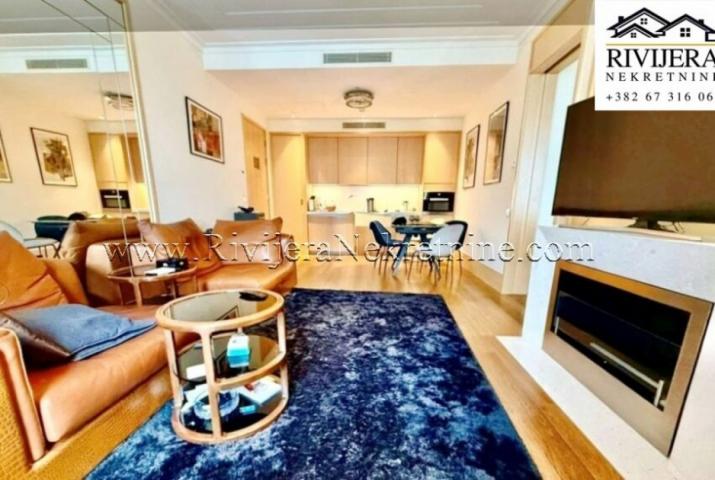 Na prodaju ekskluzivan stan Regent hotel Porto Montenegro Tivat