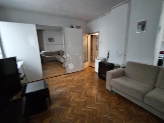 Dvosobni stan u Križevcima-prizemlje