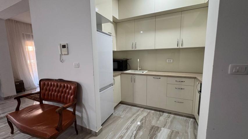 Prodaja, Stan, 104m2 , Tivat
