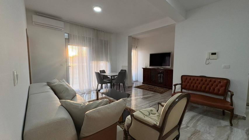 Prodaja, Stan, 104m2 , Tivat