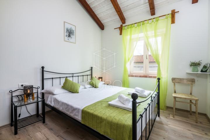 Krnica – istarska kamena vila s grijanim bazenom i jacuzzijem