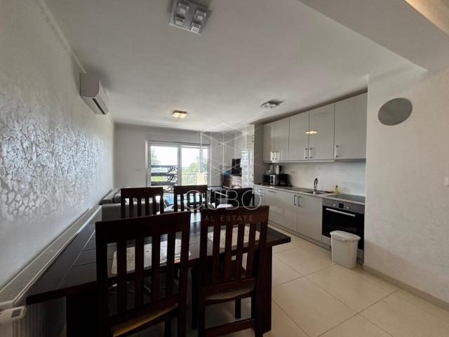Istra, Poreč - Vila s pogledom na more i investicijskim potencijalom