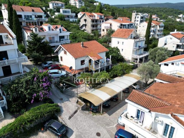 House just 50 m from the sea – Kaluđerovina