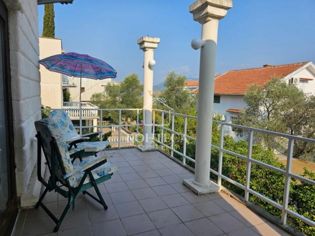 House just 50 m from the sea – Kaluđerovina