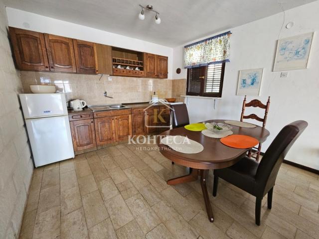 House just 50 m from the sea – Kaluđerovina