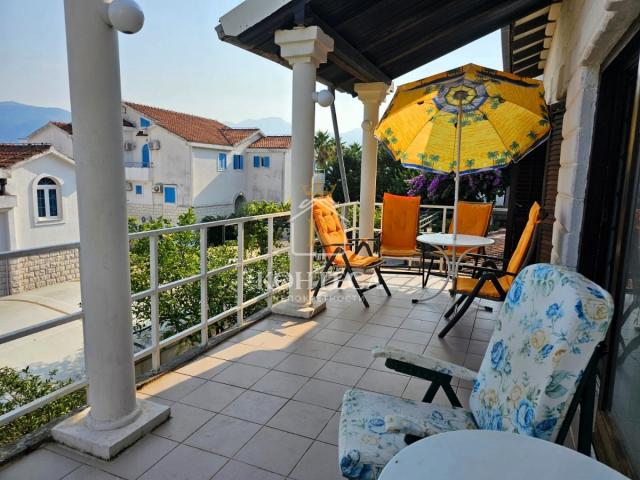 House just 50 m from the sea – Kaluđerovina
