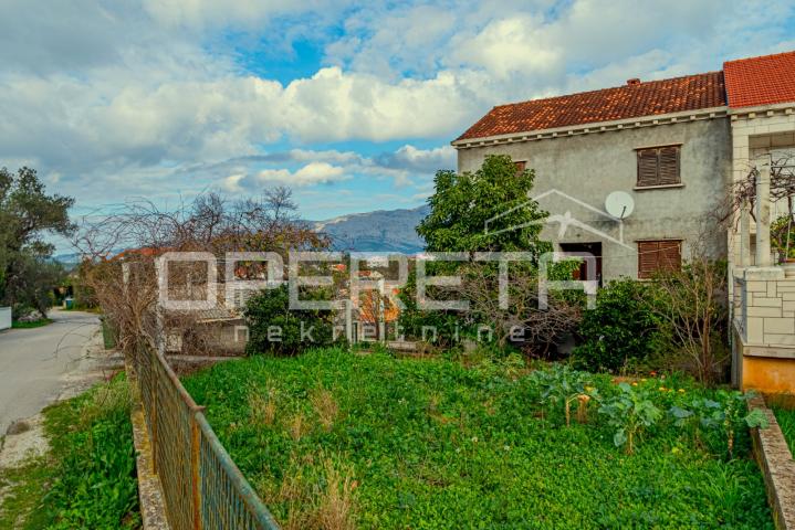 Kuća na atraktivnoj lokaciji, 240 m2, Lumbarda, otok Korčula