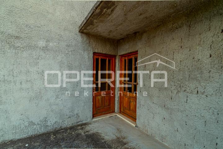 Kuća na atraktivnoj lokaciji, 240 m2, Lumbarda, otok Korčula