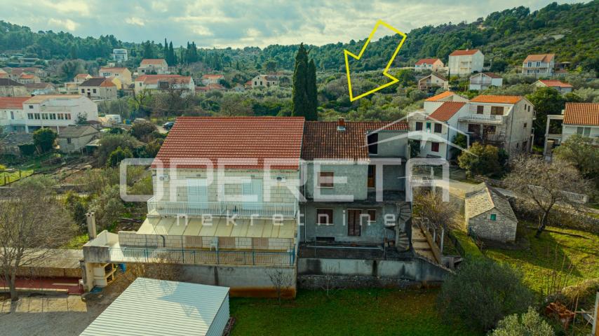 Kuća na atraktivnoj lokaciji, 240 m2, Lumbarda, otok Korčula