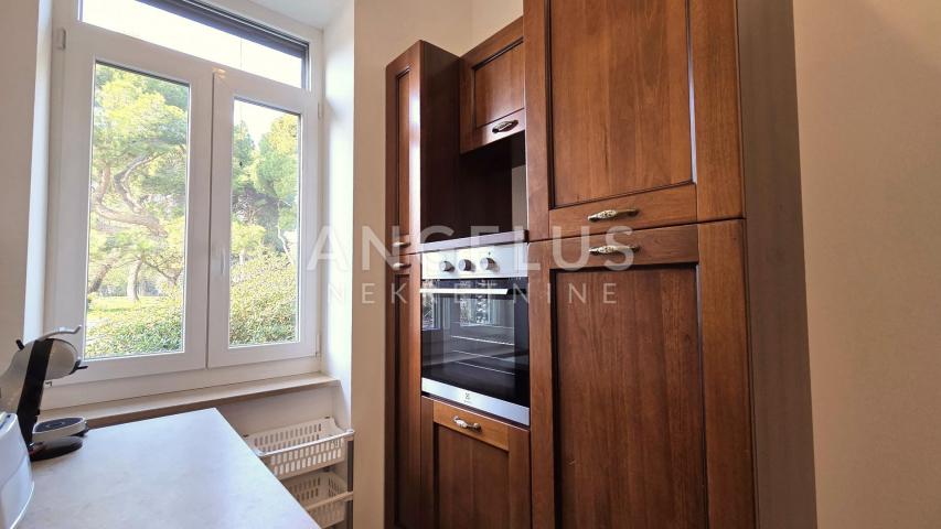 Istra, Pula - stan s garažom, 90m2, prodaja!