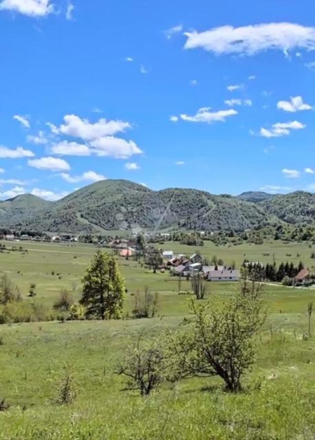 MRKOPALJ NOVOSAGRAĐENA KUĆA NA TOP LOKACIJI!