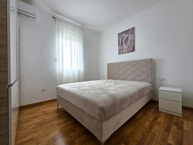 Dvosoban lijepo namješten stan, 60m2, Zagorič, Podgorica