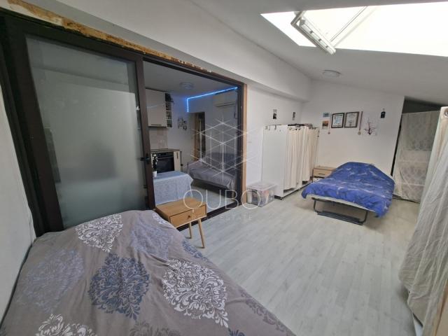 Rovinj – Stan u staroj jezgri s pogledom na more, dvije stambene jedinice, 72 m²