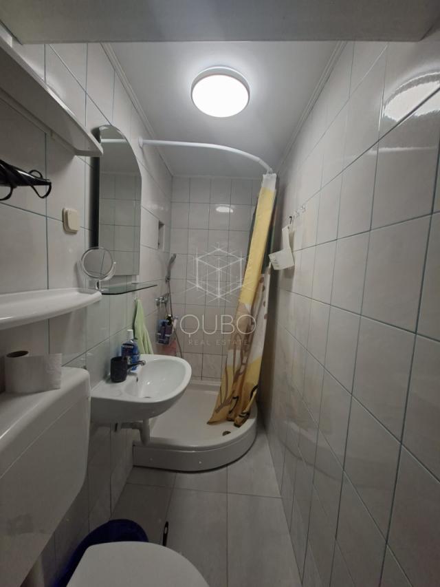 Rovinj – Stan u staroj jezgri s pogledom na more, dvije stambene jedinice, 72 m²
