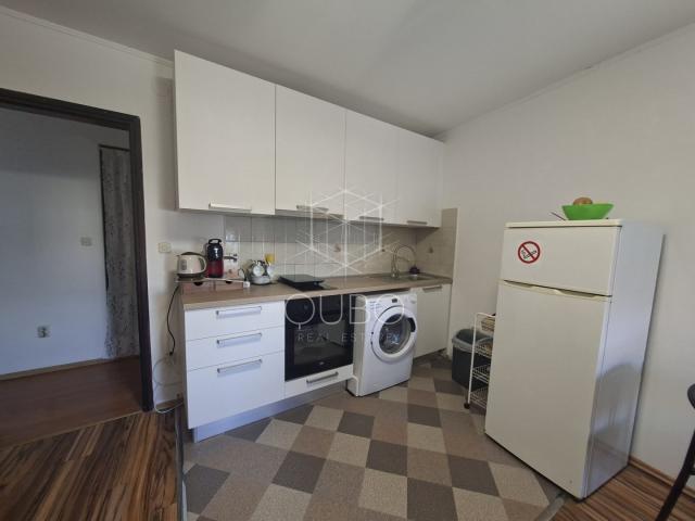 Rovinj – Stan u staroj jezgri s pogledom na more, dvije stambene jedinice, 72 m²