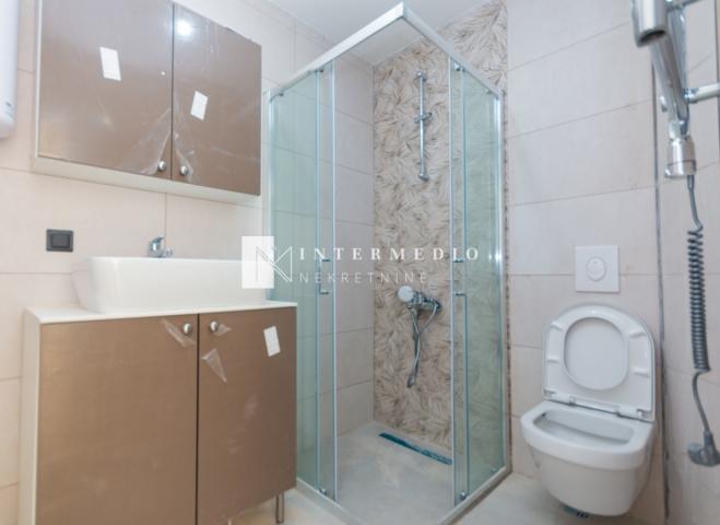 Prodaja jednosobnog stana 41m² sa pogledom na more i garažom – Kumbor, Herceg No