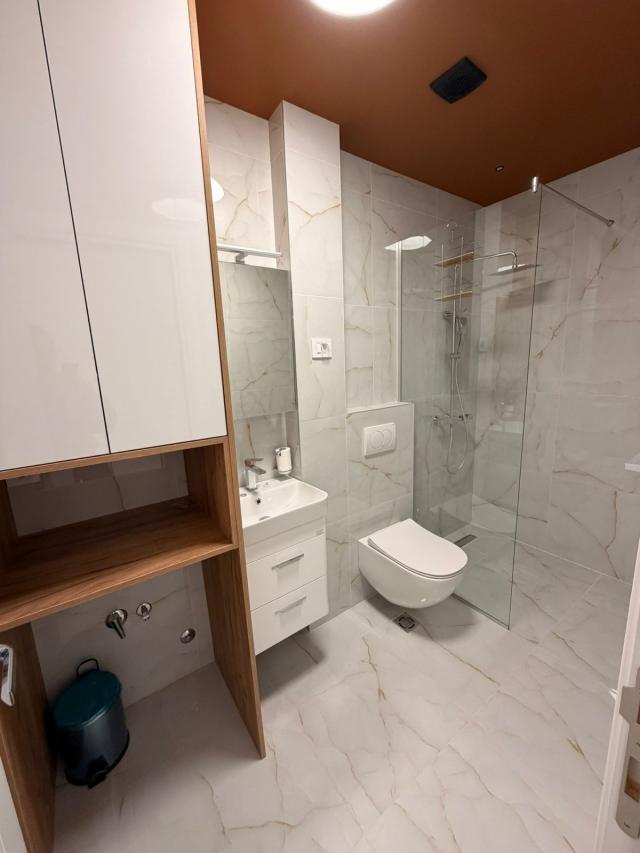 Jednosoban stan sa pogledom na more -Kava-Tivat