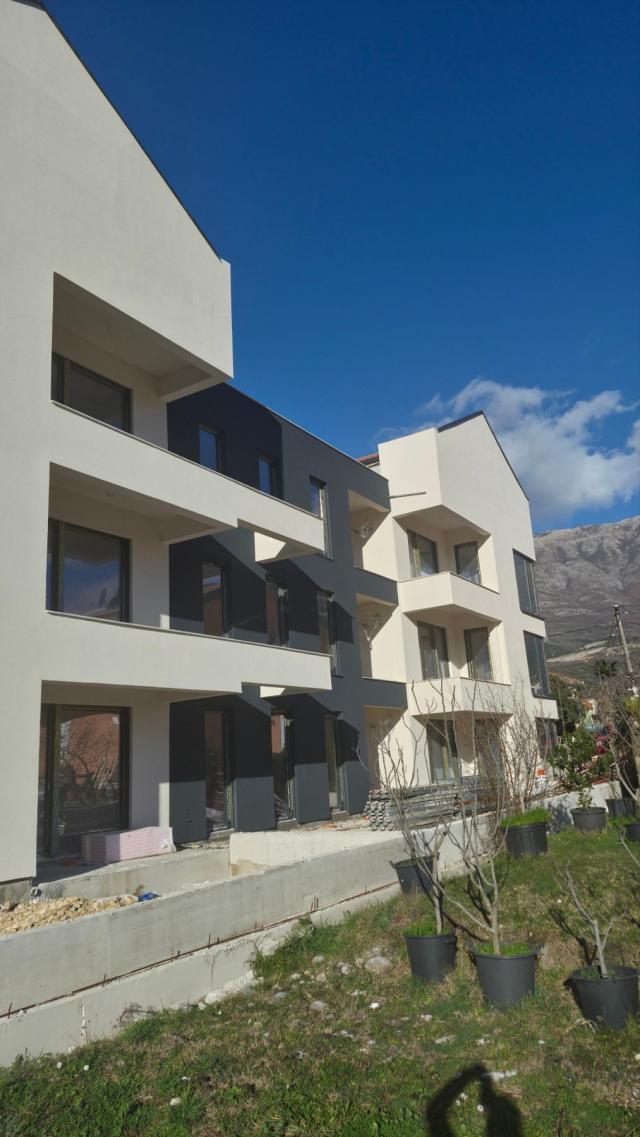 Jednosoban stan 51 m² u izgradnji  – Radanovići, Kotor