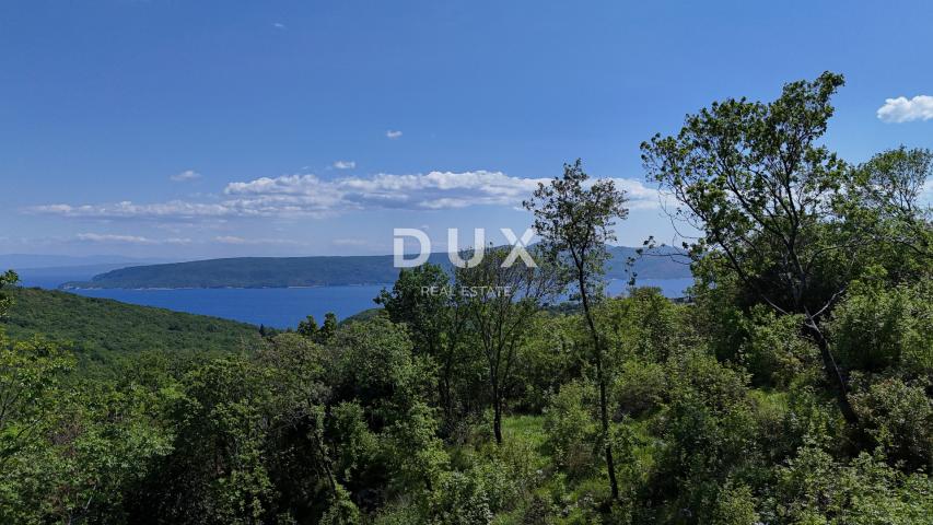 OPATIJA, BRSEČ (okolica) - Građevinsko zemljište 1173 m2 s projektnom dokumentacijom i fantastičnim 